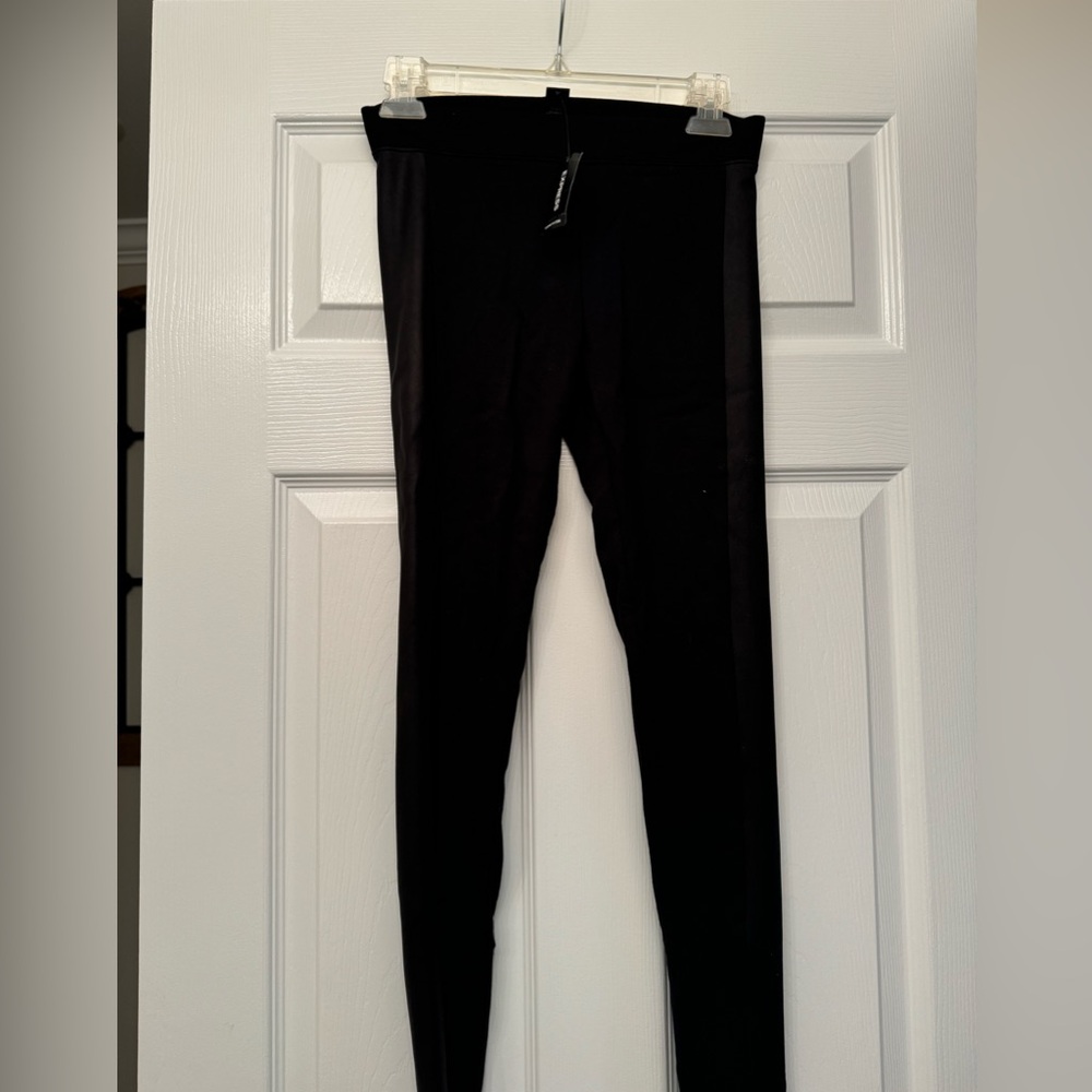 Leggings with leather